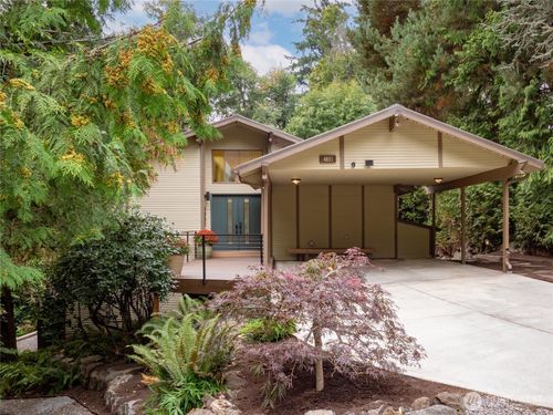 4851 88th Pl Se, Mercer Island, WA, 98040-4609 | Card Image