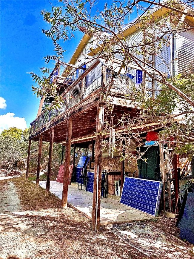 16' talk 40x15 space under the home. | Image 25