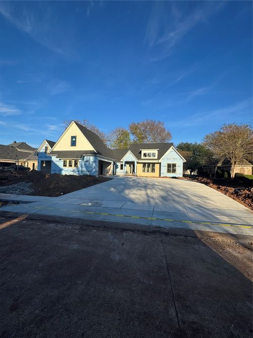 329 Autumn Ridge Dr, Bossier City, LA, 71111-8152 | Card Image