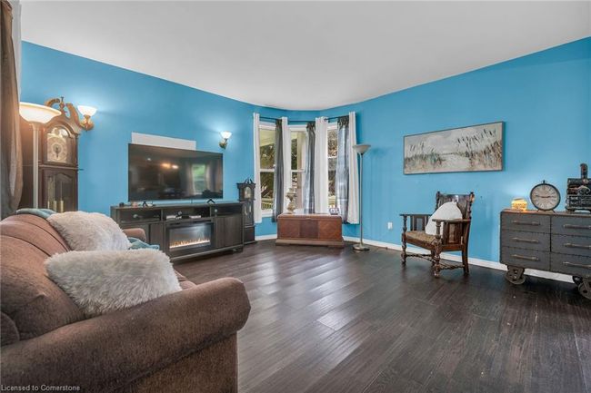 7 Robinson St S, House other with 6 bedrooms, 2 bathrooms and 8 parking in Grimsby ON | Image 12