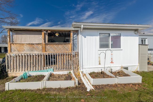 265 Pebble Beach Pky, House other with 2 bedrooms, 2 bathrooms and 2 parking in Grand Bend ON | Image 39