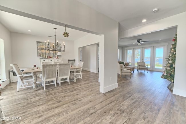 700 E 2 Nd St, House other with 4 bedrooms, 4 bathrooms and null parking in Lynn Haven FL | Image 9