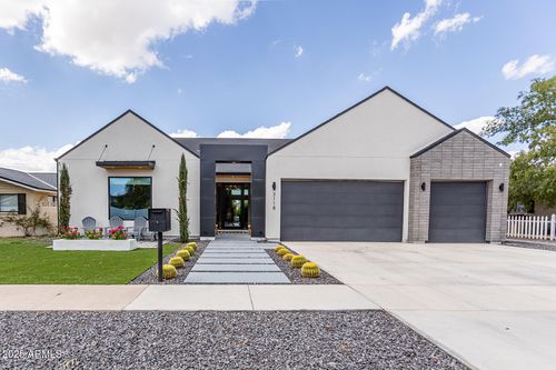 3118 N 42nd St, Phoenix, AZ, 85018-6418 | Card Image