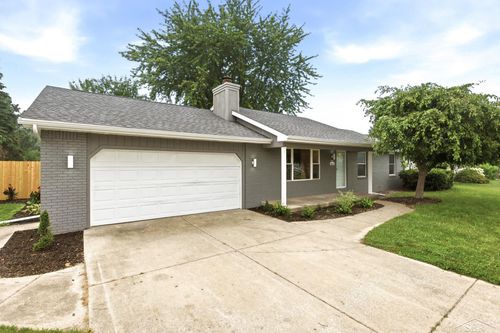 4621 Wintergreen Dr S, Saginaw, MI, 48603-1947 | Card Image