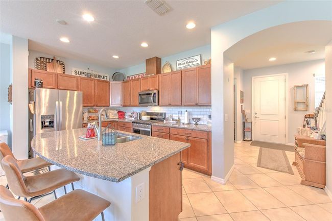 5705 Village Center Dr, House other with 4 bedrooms, 3 bathrooms and null parking in Lithia FL | Image 10