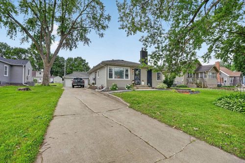 204 Cornwall Avenue, Waterloo, IA, 50702 | Card Image