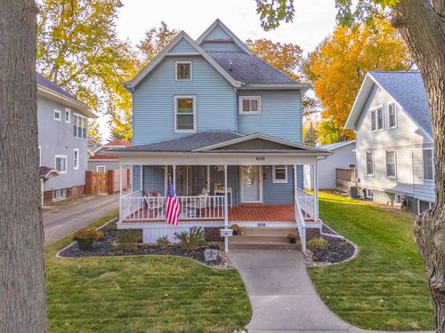 609 Jackson St, Clinton, IL, 61727-1325 | Card Image