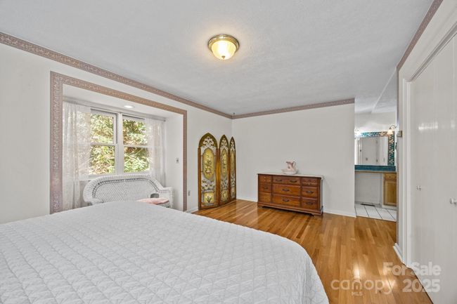63 Chestnut Forest Rd, House other with 3 bedrooms, 3 bathrooms and null parking in Fairview NC | Image 29