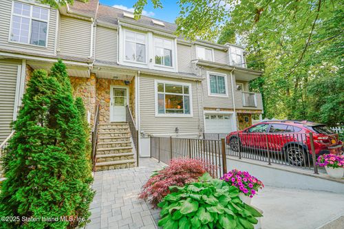 86 Wolcott Ave, Staten Island, NY, 10312-3106 | Card Image
