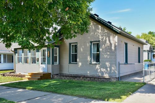 378 E King St, WINONA, MN, 55987-4066 | Card Image