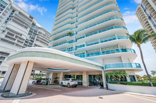 8B - 10101 Collins Ave, Condo with 2 bedrooms, 3 bathrooms and null parking in Bal Harbour FL | Image 1
