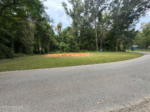 25112 Turps Dr, Lucedale, MS, 39452-4700 | Card Image