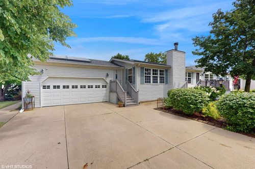 5332 Cypress Ln, Machesney Park, IL, 61115-8293 | Card Image