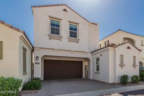 283 E Balsam Dr, Chandler, AZ, 85286-2808 | Card Image