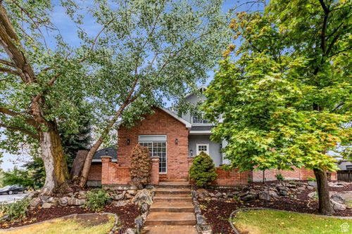 1627 N 2800 E, Layton, UT, 84040-7792 | Card Image