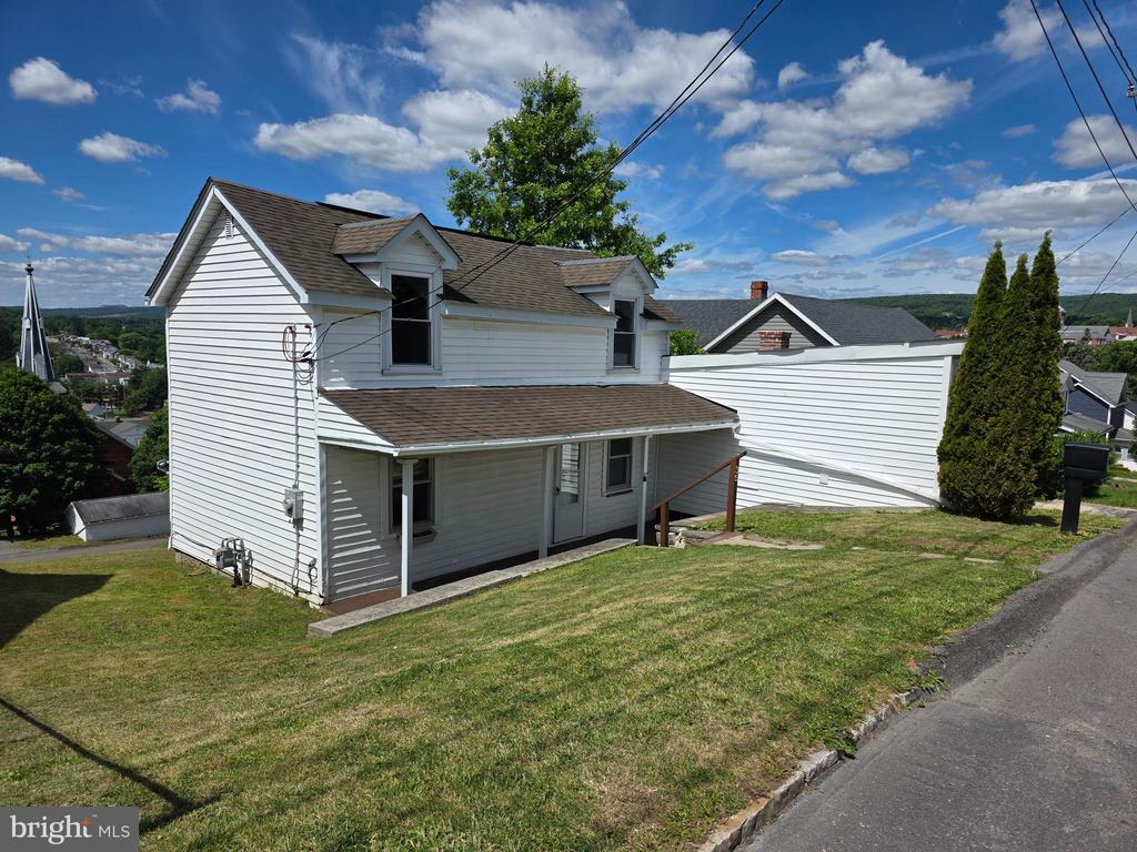 Residential in FROSTBURG