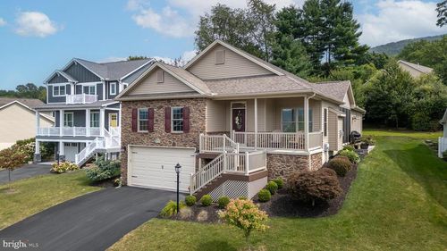 120 Emma Ct, BOALSBURG, PA, 16827-1452 | Card Image