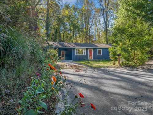 5 W Cove St, Weaverville, NC, 28787-9409 | Card Image