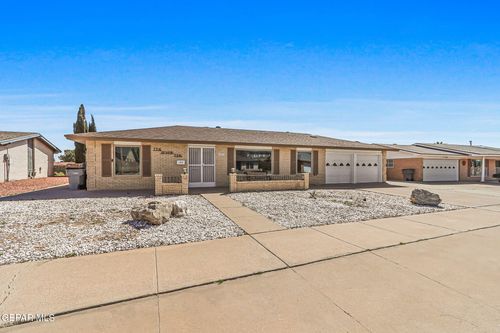 10710 Lakewood Avenue, El Paso, TX, 79935 | Card Image