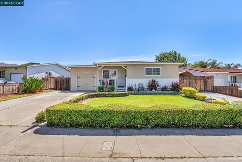 183 W Leland Rd, Pittsburg, CA, 94565-4744 | Card Image