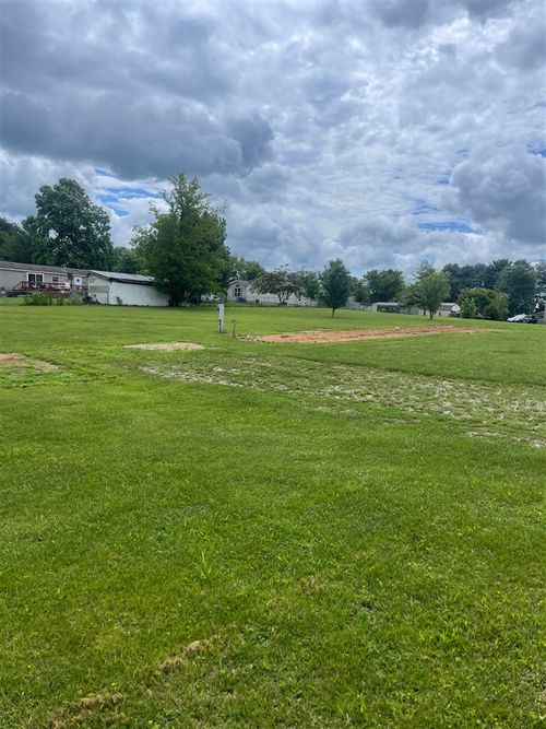 190 Lavender Rd, Smiths Grove, KY, 42171-8863 | Card Image