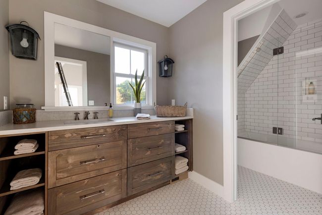 105 Walker Ave N, House other with 5 bedrooms, 5 bathrooms and null parking in Wayzata MN | Image 16