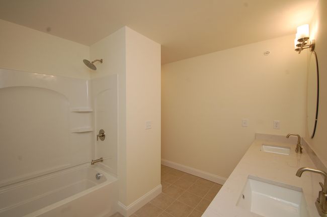7E - 39 Sheffield St, Condo with 2 bedrooms, 3 bathrooms and null parking in Hudson NH | Image 13