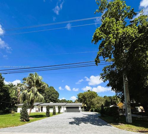 14691 Sw 20th St, Davie, FL, 33325-4936 | Card Image