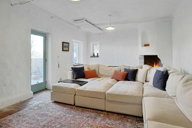 walk-out lower level access to yard. | Image 24