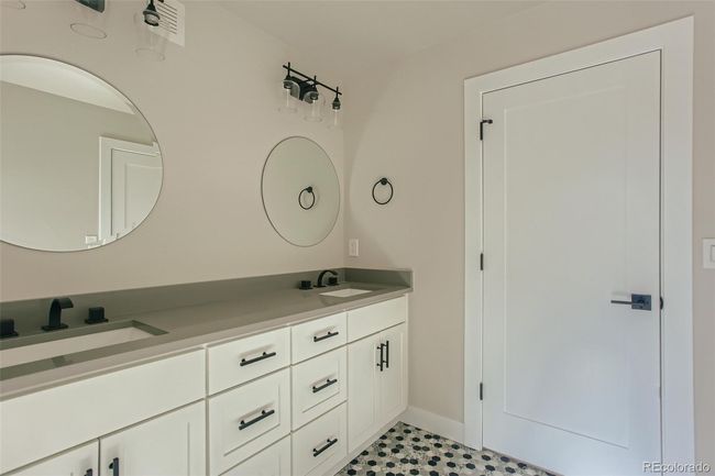 2040 W 45 Th Ave, House other with 3 bedrooms, 4 bathrooms and 2 parking in Denver CO | Image 22