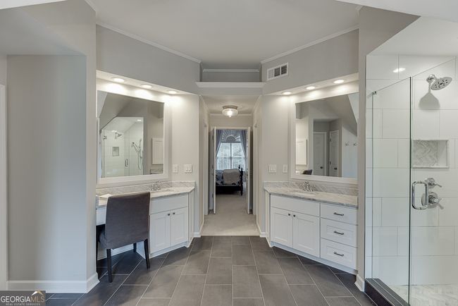 3313 Glen Devon Ln, House other with 5 bedrooms, 4 bathrooms and 2 parking in Berkeley Lake GA | Image 44