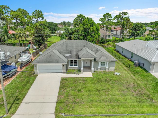 3601 Sw Europe Street, House other with 5 bedrooms, 3 bathrooms and null parking in Port St Lucie FL | Image 43