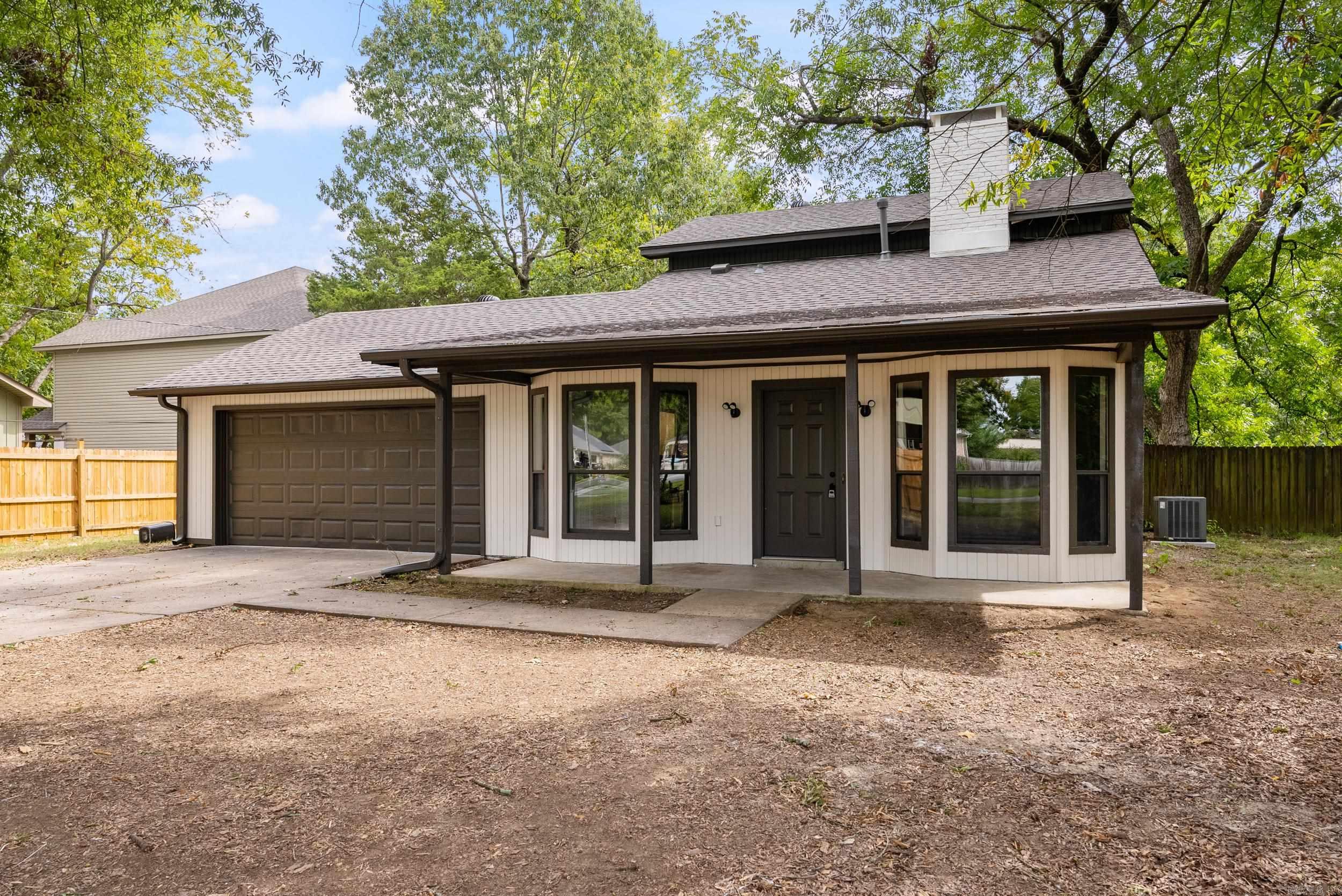 Center Rd, Mayflower, AR 72106