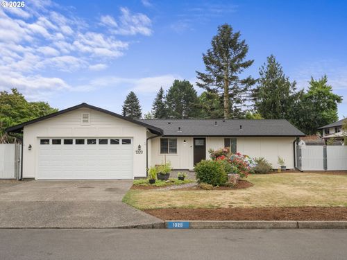 1320 Ne 17th St, Gresham, OR, 97030 | Card Image
