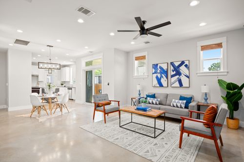 1-1809 Chestnut Ave, Austin, TX, 78702-1331 | Card Image