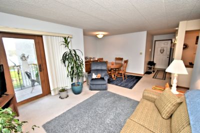 203 - 3620 186th Street, Condo with 2 bedrooms, 2 bathrooms and 1 parking in Lansing IL | Image 3