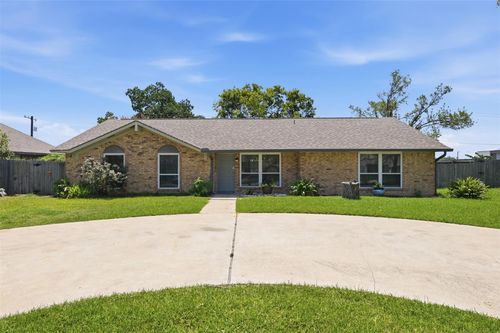2210 Quail Hollow Dr, Bryan, TX, 77802-2919 | Card Image