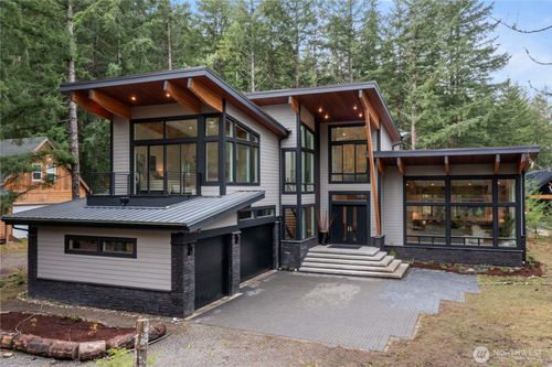 62315 Mountain Beaver Way E, Enumclaw, WA, 98022-7925 | Card Image