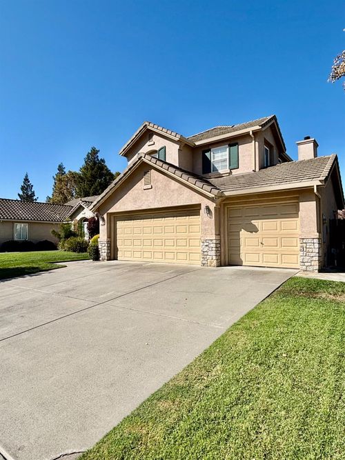 10049 Macon Drive, Stockton, CA, 95209 | Card Image