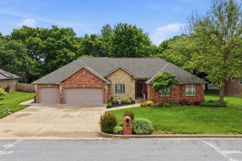 1420 S Charles Pl, Bolivar, MO, 65613-2216 | Card Image