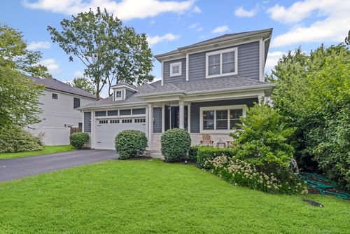 7915 Foster St, Morton Grove, IL, 60053-1037 | Card Image