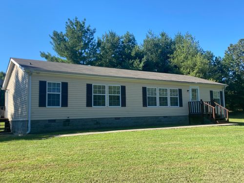 393 Loggins Rd, Burns, TN, 37029-6012 | Card Image