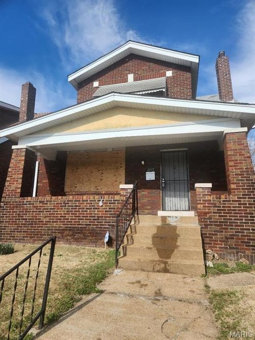 4853 Lee Ave, Saint Louis, MO, 63115-2111 | Card Image