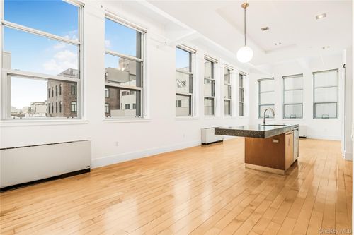 4f-55 Berry St, Brooklyn, NY, 11249-1950 | Card Image