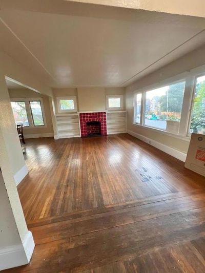 42nd Street, House other with 2 bedrooms, 1 bathrooms and null parking in Oakland CA | Image 2