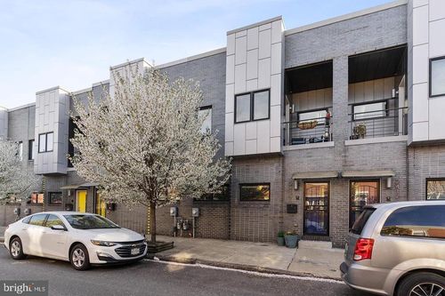 2414 E Letterly St, PHILADELPHIA, PA, 19125-3048 | Card Image