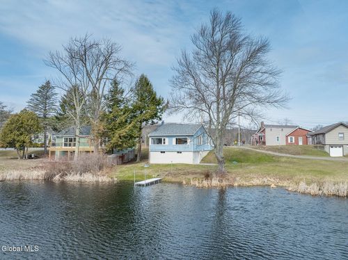 15 Pond Way, Cambridge, NY, 12816-5220 | Card Image