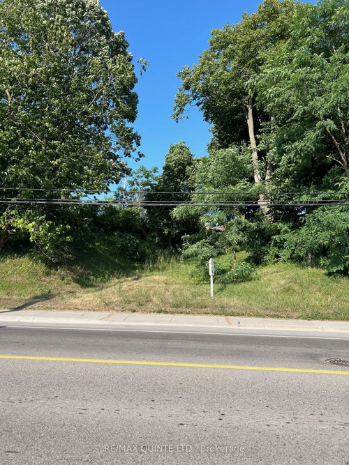 351 Sidney St, Trenton, ON, K8V2V1 | Card Image