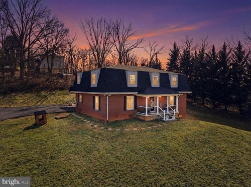 420 Luray Ave, FRONT ROYAL, VA, 22630-2428 | Card Image