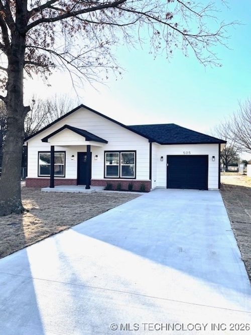 505 N Canada Ave, Haskell, OK, 74436-8613 | Card Image